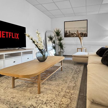 Group Friendly Comfort Central Stuttgart Apartment Ngoại thất bức ảnh