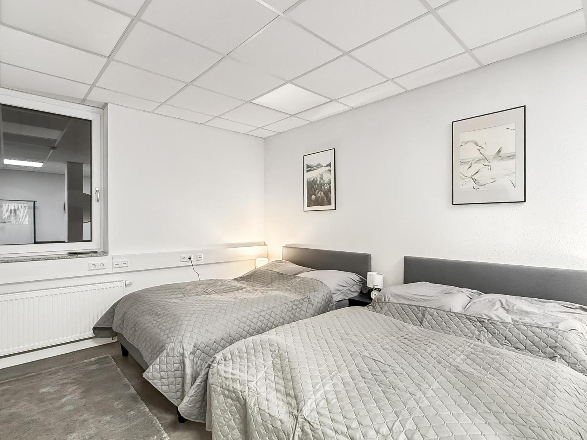 Group Friendly Comfort Central Stuttgart Apartment Ngoại thất bức ảnh