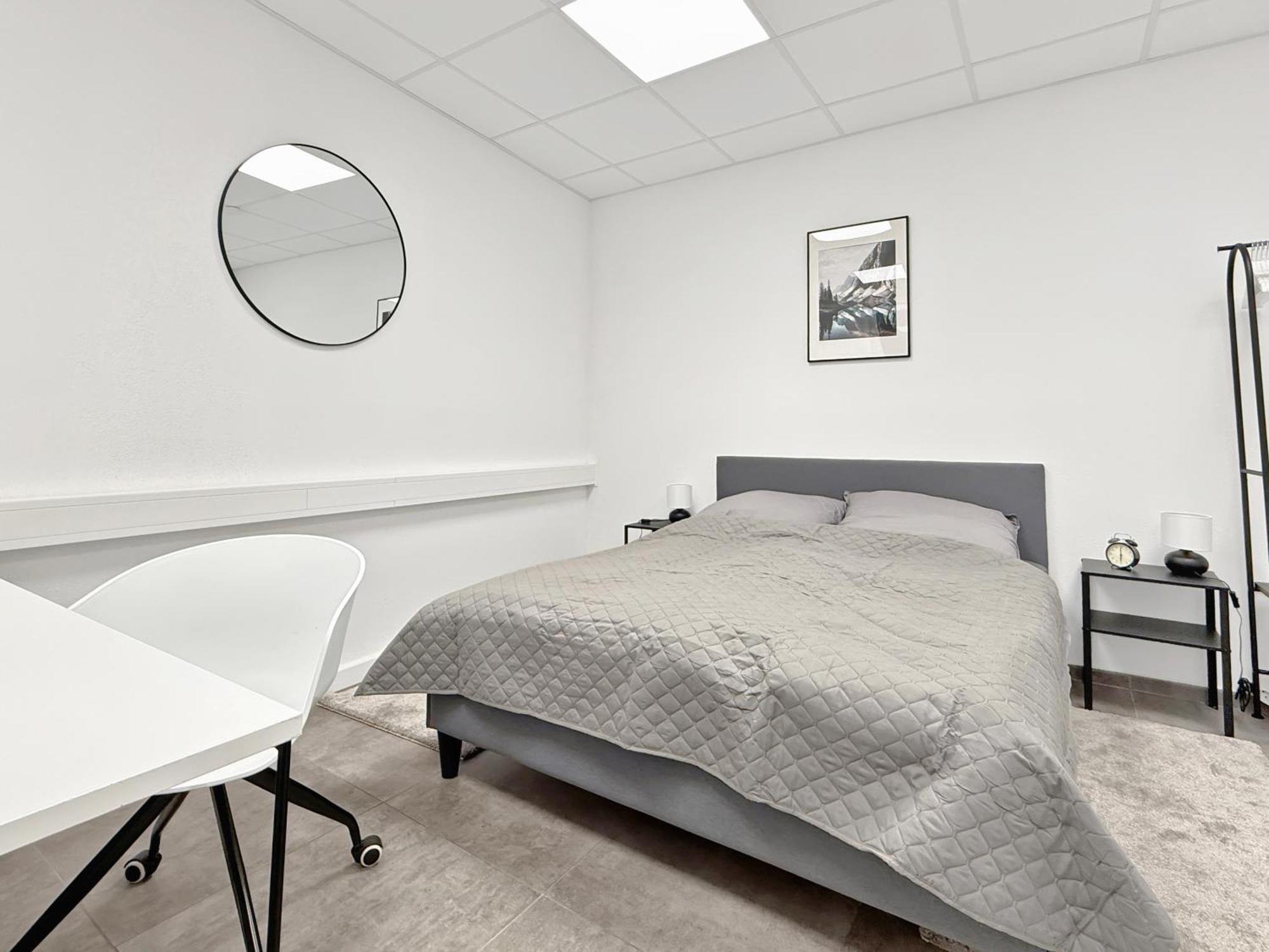 Group Friendly Comfort Central Stuttgart Apartment Ngoại thất bức ảnh