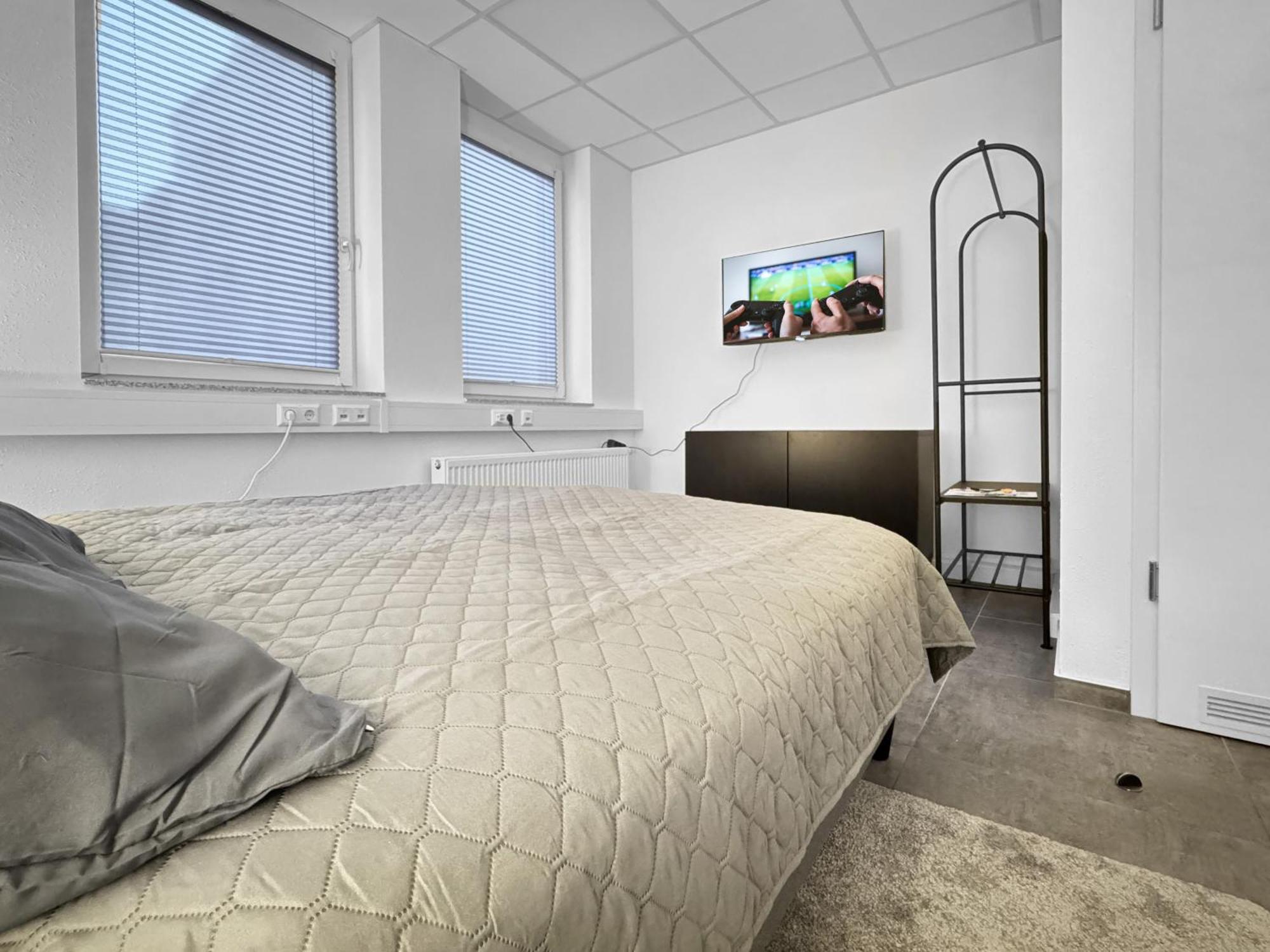 Group Friendly Comfort Central Stuttgart Apartment Ngoại thất bức ảnh