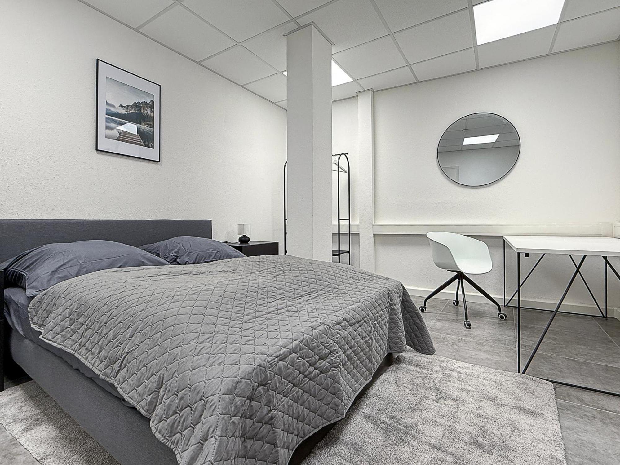 Group Friendly Comfort Central Stuttgart Apartment Ngoại thất bức ảnh