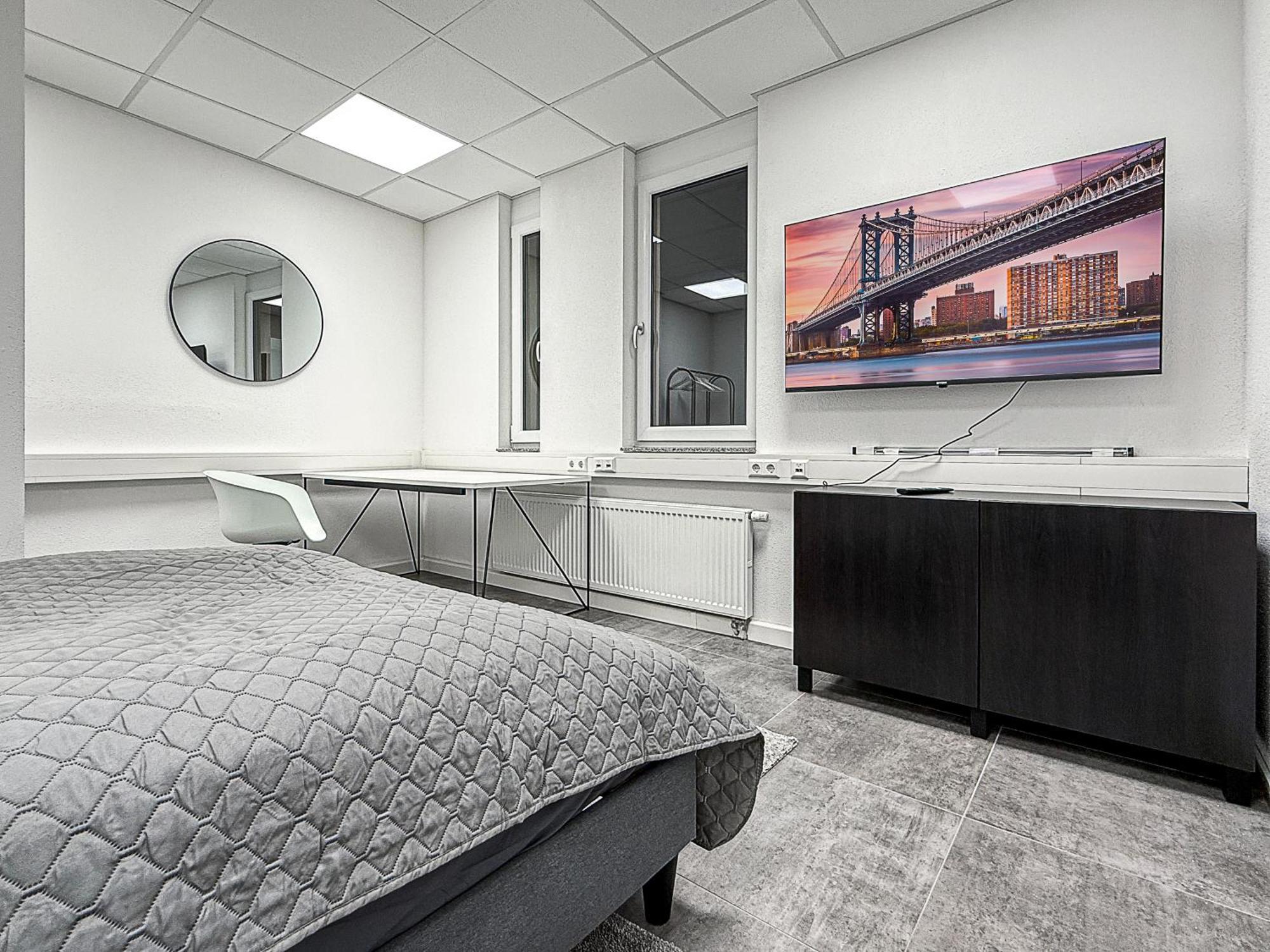 Group Friendly Comfort Central Stuttgart Apartment Ngoại thất bức ảnh