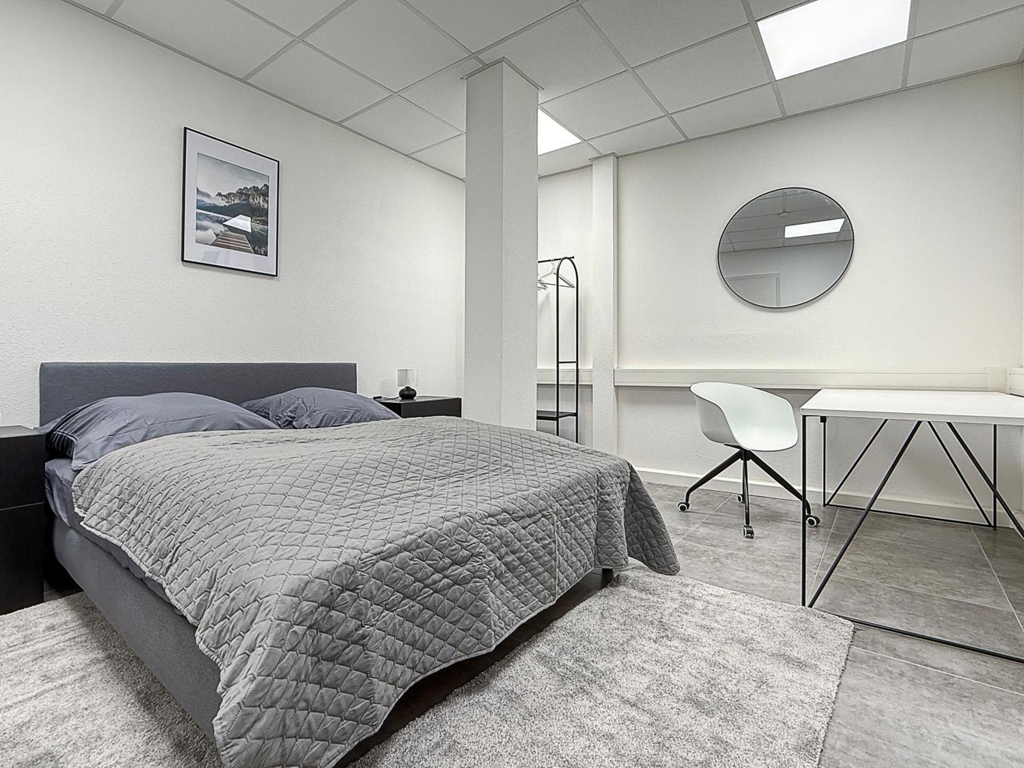 Group Friendly Comfort Central Stuttgart Apartment Ngoại thất bức ảnh