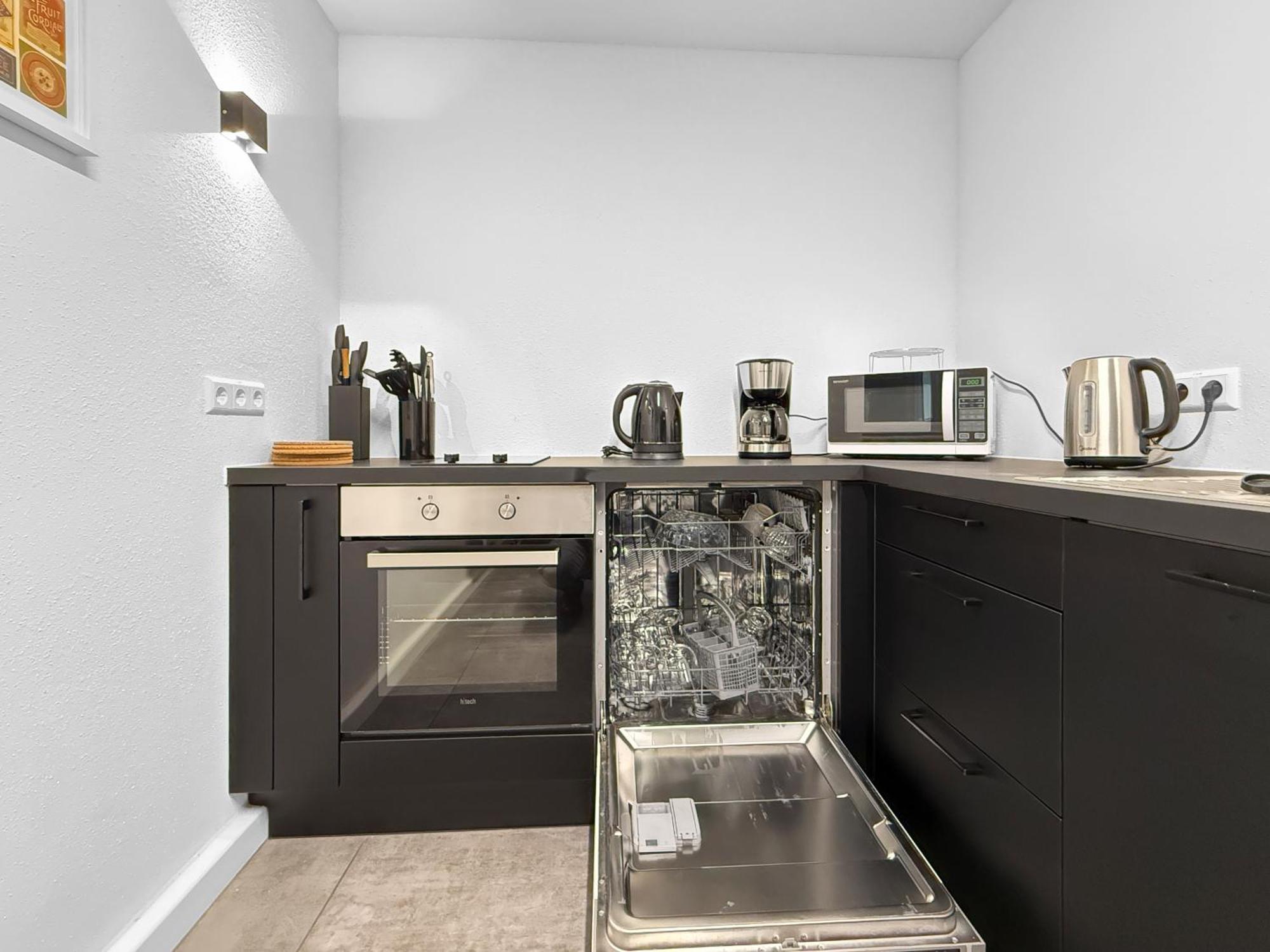 Group Friendly Comfort Central Stuttgart Apartment Ngoại thất bức ảnh