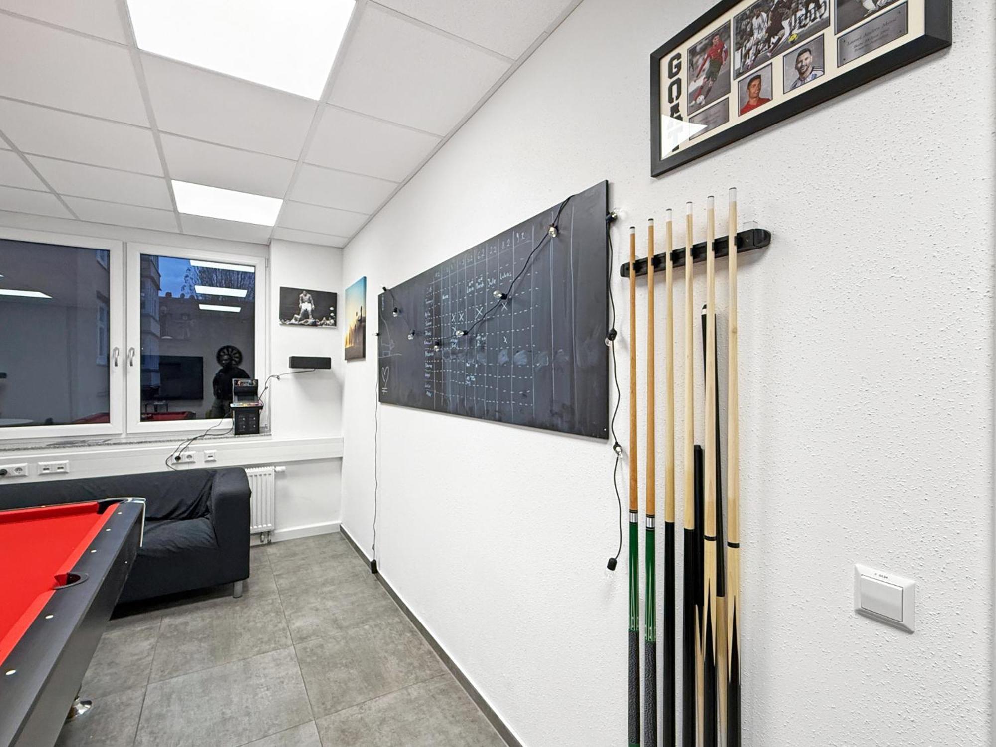 Group Friendly Comfort Central Stuttgart Apartment Ngoại thất bức ảnh
