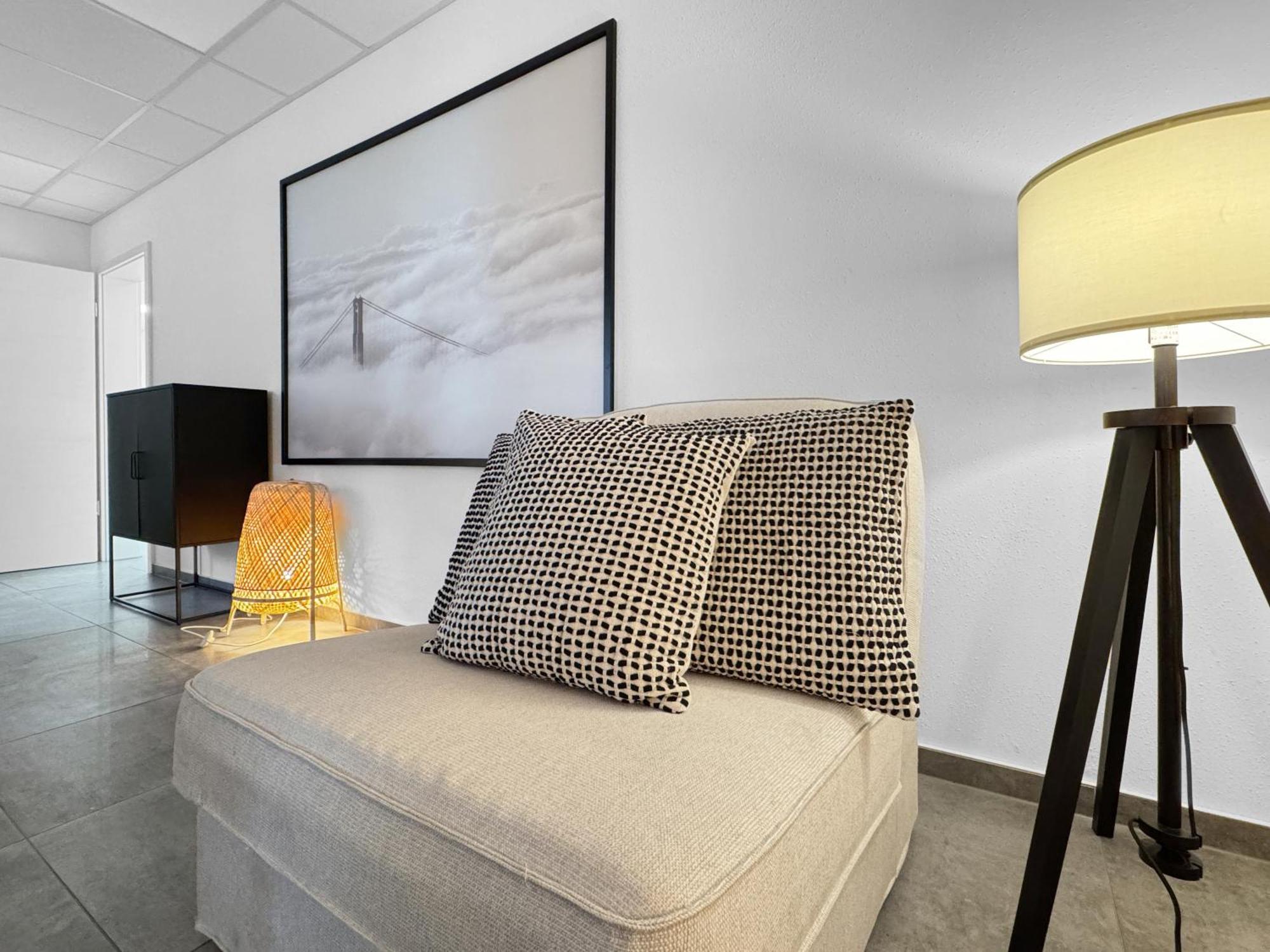 Group Friendly Comfort Central Stuttgart Apartment Ngoại thất bức ảnh