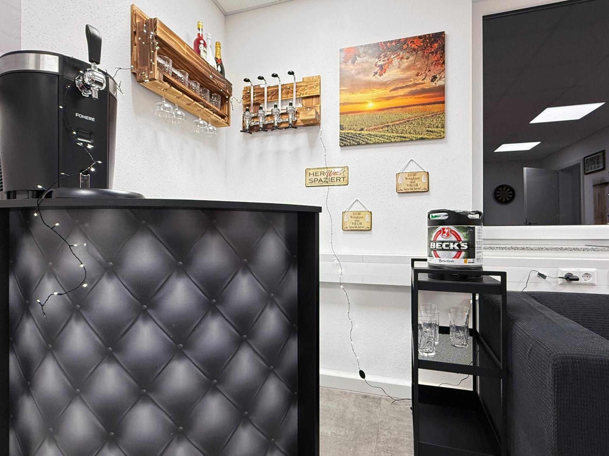 Group Friendly Comfort Central Stuttgart Apartment Ngoại thất bức ảnh